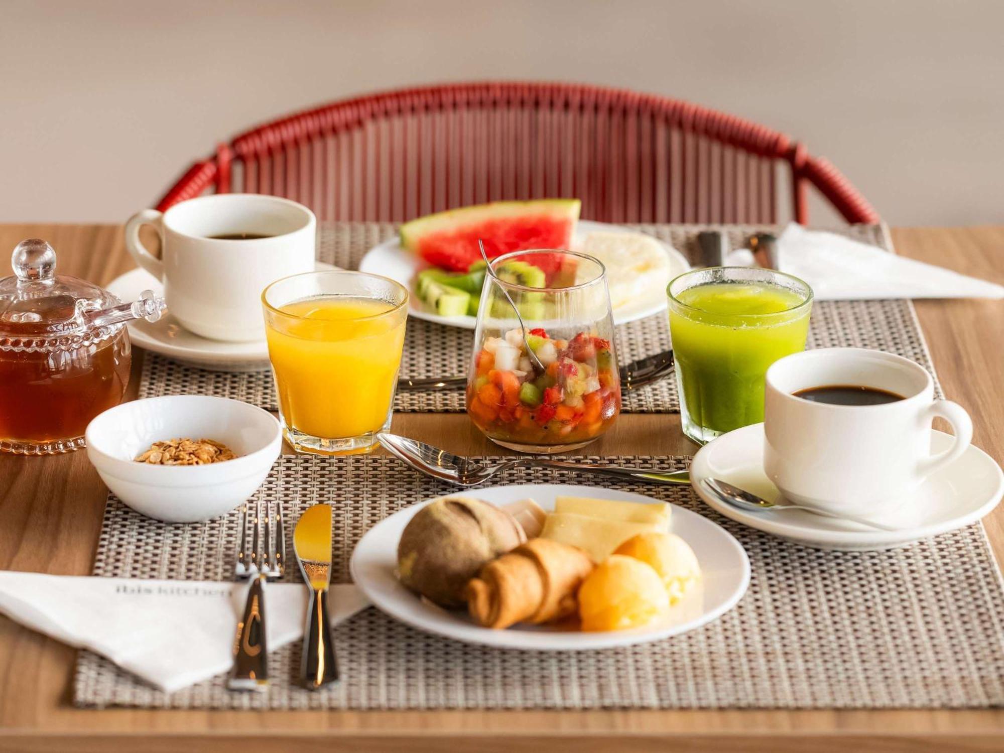Ibis Tubarao Hotel Екстериор снимка