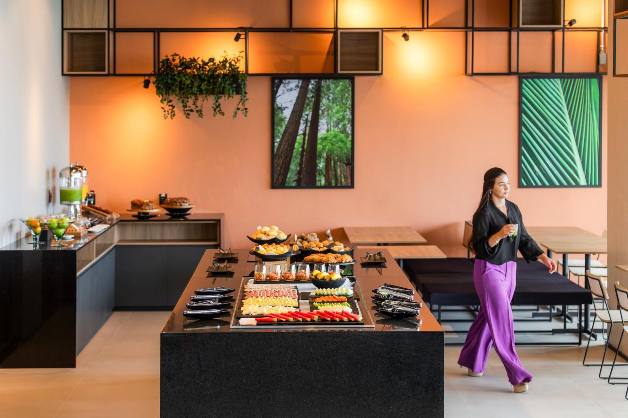 Ibis Tubarao Hotel Екстериор снимка